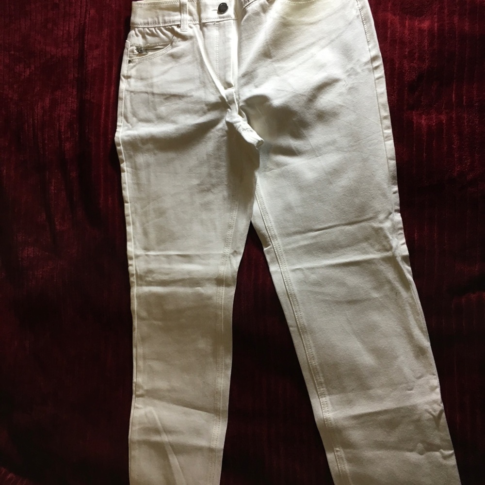 Like new "Chico's"